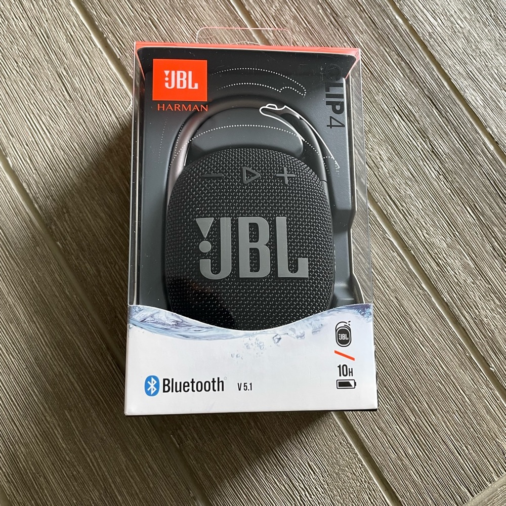 JBL Harman Bluetooth Speaker NWOT Black